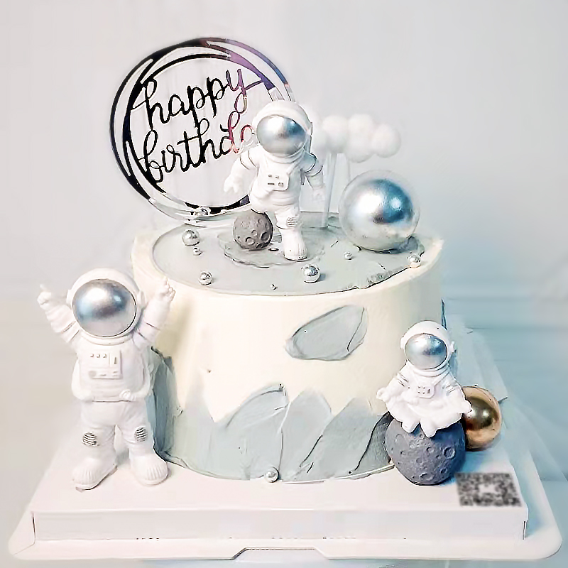 Topper de bolo de astronauta p - Resin Art Alphabet avaliação e preço