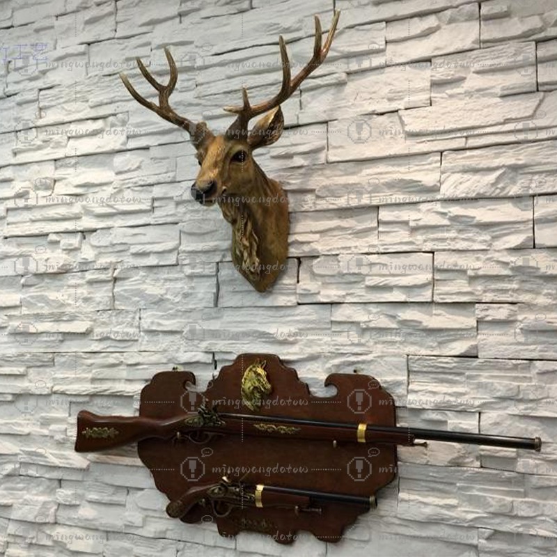 Cabeça de Veado Falsa de 17 Po - Resin Art And Decor avaliação e preço